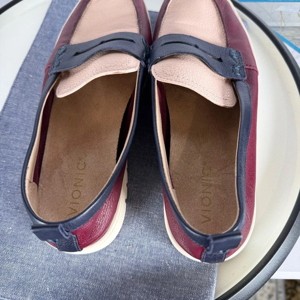Vionic Uptown Loafer Womens 9.5 Burgundy Navy Blush Leather Slip On Orthopedic